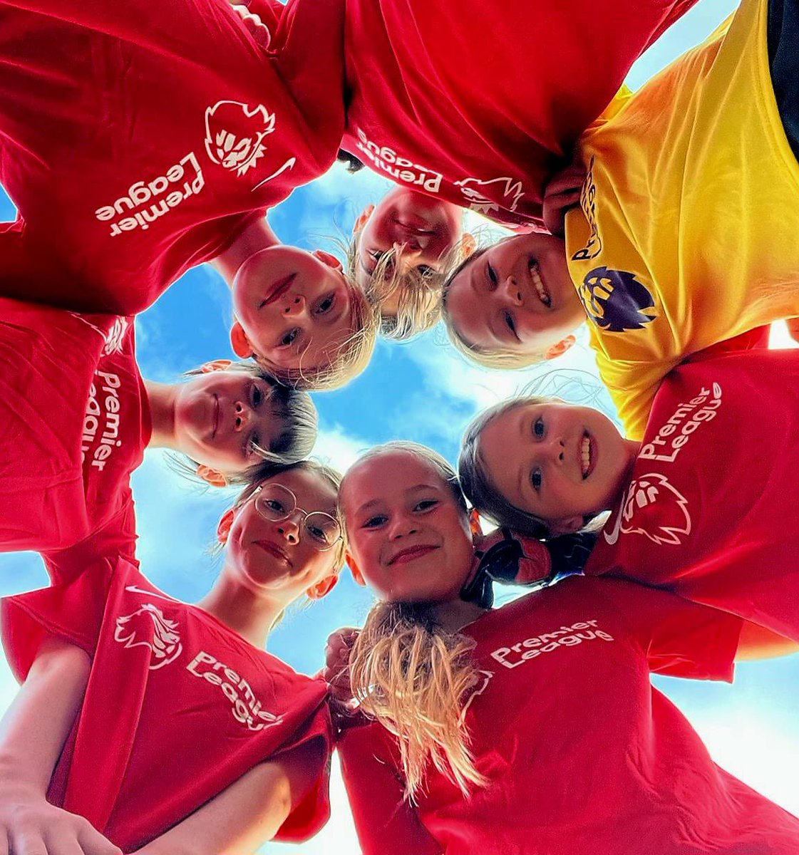 Riddings Jnr School (@riddingsjnr) on Twitter photo 2nd out of 16 teams (by 1 goal) in tonight’s <a href="/Ambervalleyssp/">Amber Valley SSP</a> girls football. Well done team what an achievement and thanks Miss J for your great coaching 👏 <a href="/embarkfed/">Embark Federation</a> <a href="/TownsendRJS1/">TownsendRJS</a> <a href="/eaton_rjs/">EatonRJS</a> <a href="/HiltonRjs/">HiltonRJS</a> <a href="/ParkinRjs/">ParkinRJS</a> 2nd out of 16 teams (by 1 goal) in tonight’s <a href="/Ambervalleyssp/">Amber Valley SSP</a> girls football. Well done team what an achievement and thanks Miss J for your great coaching 👏 <a href="/embarkfed/">Embark Federation</a> <a href="/TownsendRJS1/">TownsendRJS</a> <a href="/eaton_rjs/">EatonRJS</a> <a href="/HiltonRjs/">HiltonRJS</a> <a href="/ParkinRjs/">ParkinRJS</a>