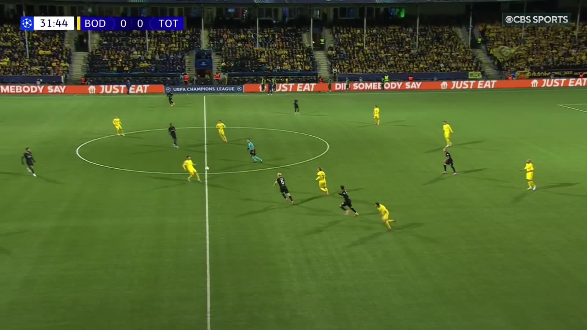 Bodø/Glimt miss a HUGE chance to take the lead at home against Tottenham 🥶