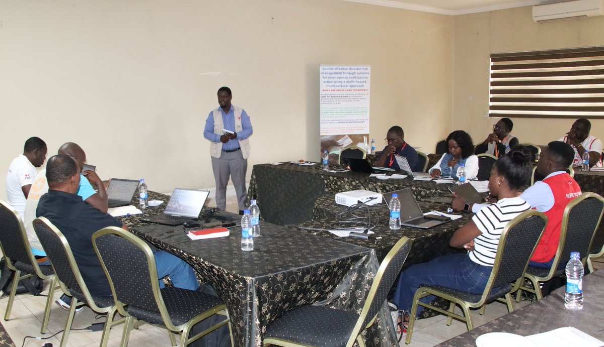 MalawiRedCross's tweet photo. @MalawiRedCross has been commended for coordinating and supporting the meeting of members of Community of Practice (CoP) on Anticipatory Action, the first of its kind in Malawi. CoP is a collaborative space where local actors engage in knowledge exchange of Anticipatory Action https://t.co/wUMZrtlpsk