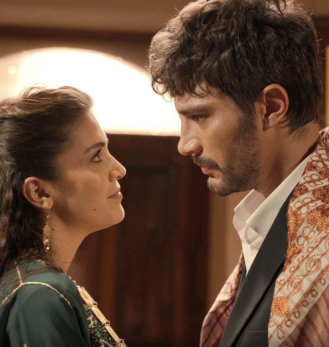 Serhat yelduran'  bu gidişle  ikisini aynı anda seviyorum  diyecek 🤦‍♀️
#HalefKöklerinÇağrısı