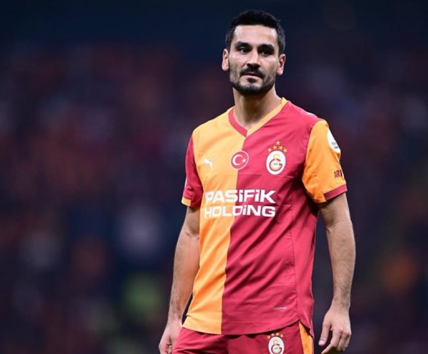 zekasıyla aldığı faullerle ve akıl dolu paslarıyla takımı rahatlatıp bizi oyunda tutuyor, ilkay gündoğan sen muzzam bir detaysın..