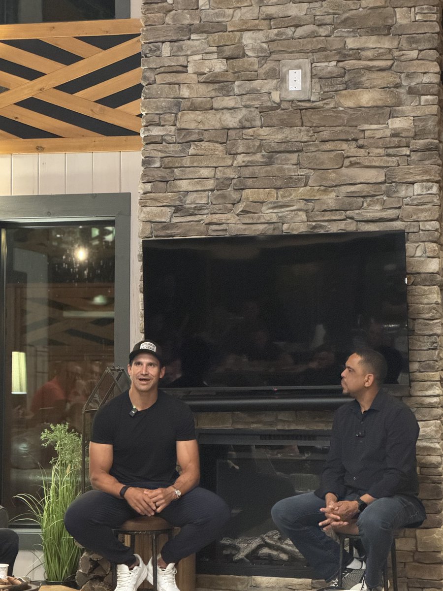 autohaulerx's tweet image. 🚀 Wrapping up an incredible week at the 800% AI Summit in Pigeon Forge, TN!

Big thank you to 800% Club and everyone we had the chance to meet and connect with. The future of automotive + AI is bright, and we’re excited to be part of it.

#800percent