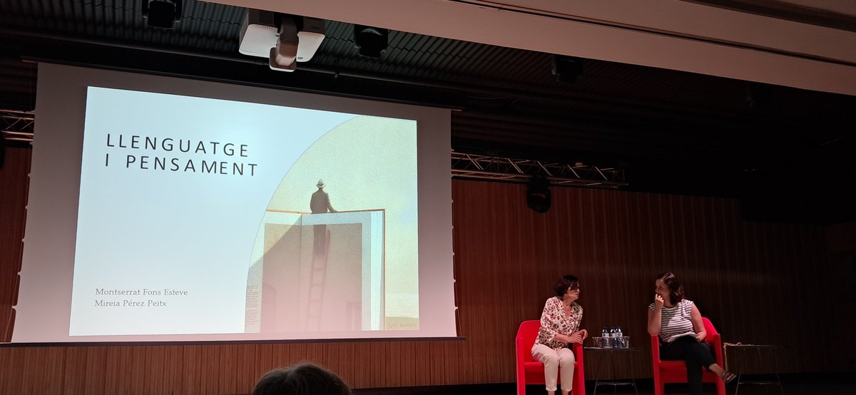 Participem a la primera sessió formativa de la Xarxa docent per a la millora educativa. Comencem nous reptes escoltant Montserrat Fons i Mireia Pérez, que ens parlen de llenguatge i pensament.
#millora
#compartim
#femxarxa
#consorciedubcn