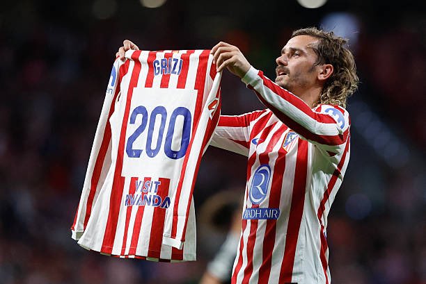 rubennatm's tweet photo. Gol número 200 de Griezmann con la camiseta del Atlético de Madrid❤️ https://t.co/zzdkWF4moe