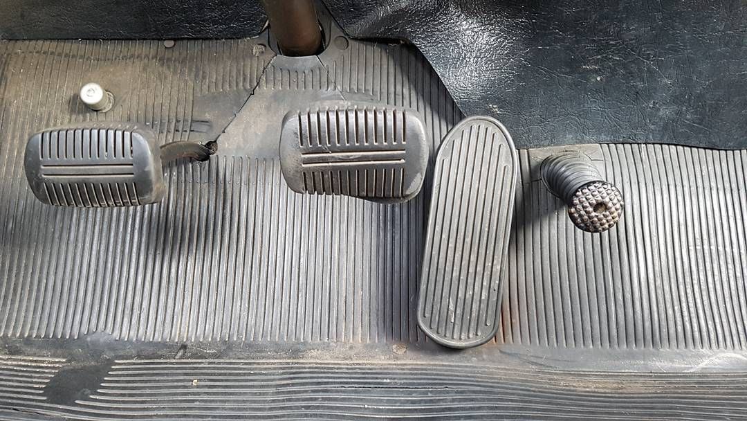 Who can name all of the Pedals and Buttons? Bonus points if you can name the Vehicle.