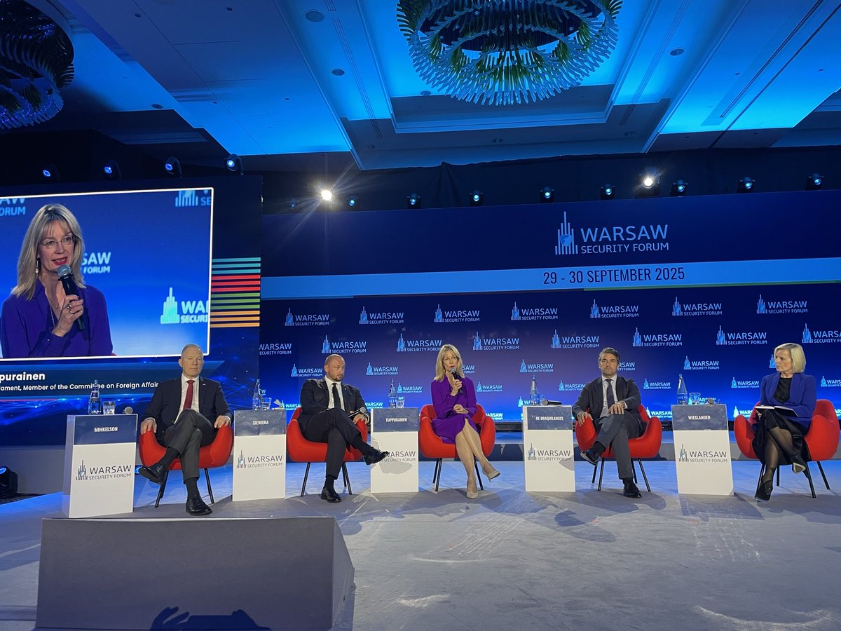 It was a pleasure to speak on the main stage of the Warsaw Security Forum #WSF2025 on Baltic Sea security, in an excellent panel with distinguished colleagues! The discussion was insightful and forward-looking – cooperation and unity are key to the strength of our region. Helping