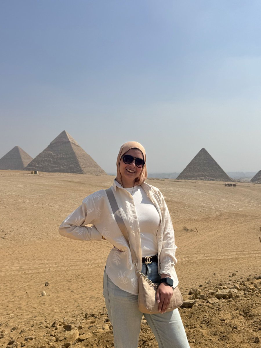 Nancy_Ashraaf's tweet photo. Pyramids of Giza, Egypt 🇪🇬
#Pyramids #Sphinx #Egypt https://t.co/4LMxZTauBD