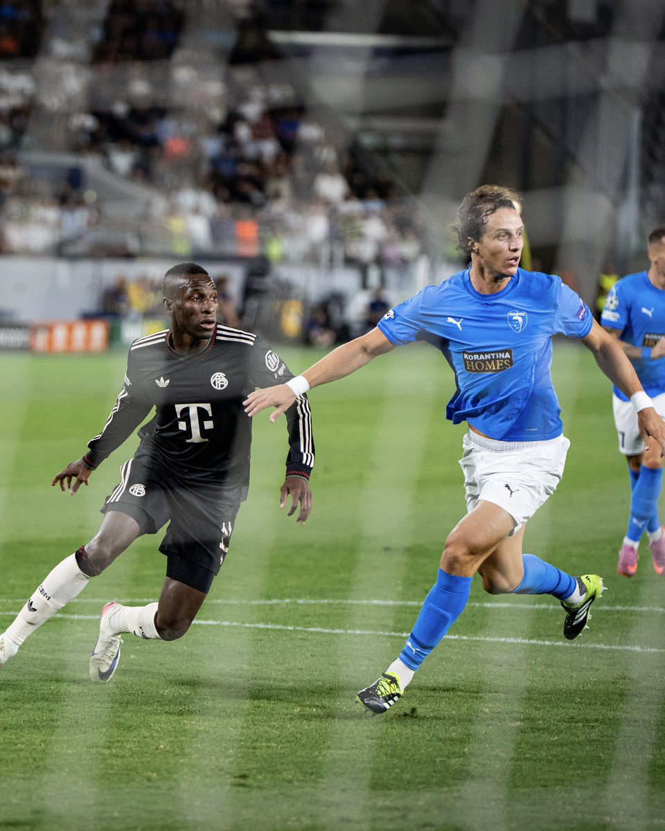 FCBayernUS's tweet image. Yes, that’s THE David Luiz 🇧🇷