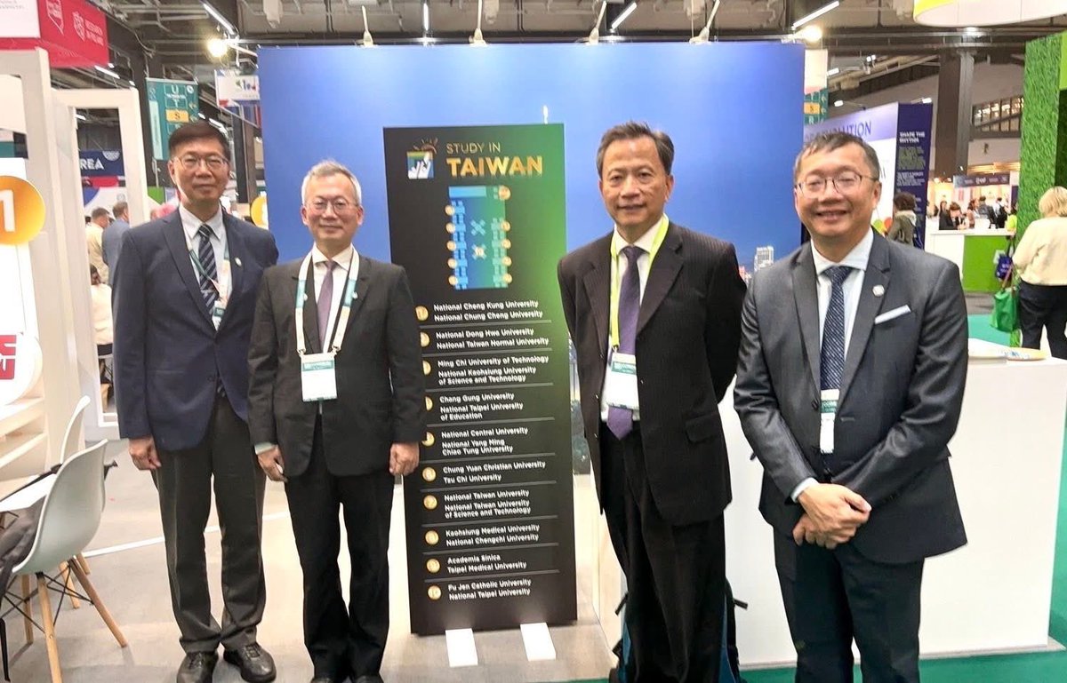 TaiwanInSweden's tweet photo. 本處谷瑞生大使9月10日率教育組盧雲賓組長及黃傑秘書應邀參加在哥特堡舉行之2025歐洲教育展（the European Association for International Education 、EAIE)。 https://t.co/gi5rudRbPC