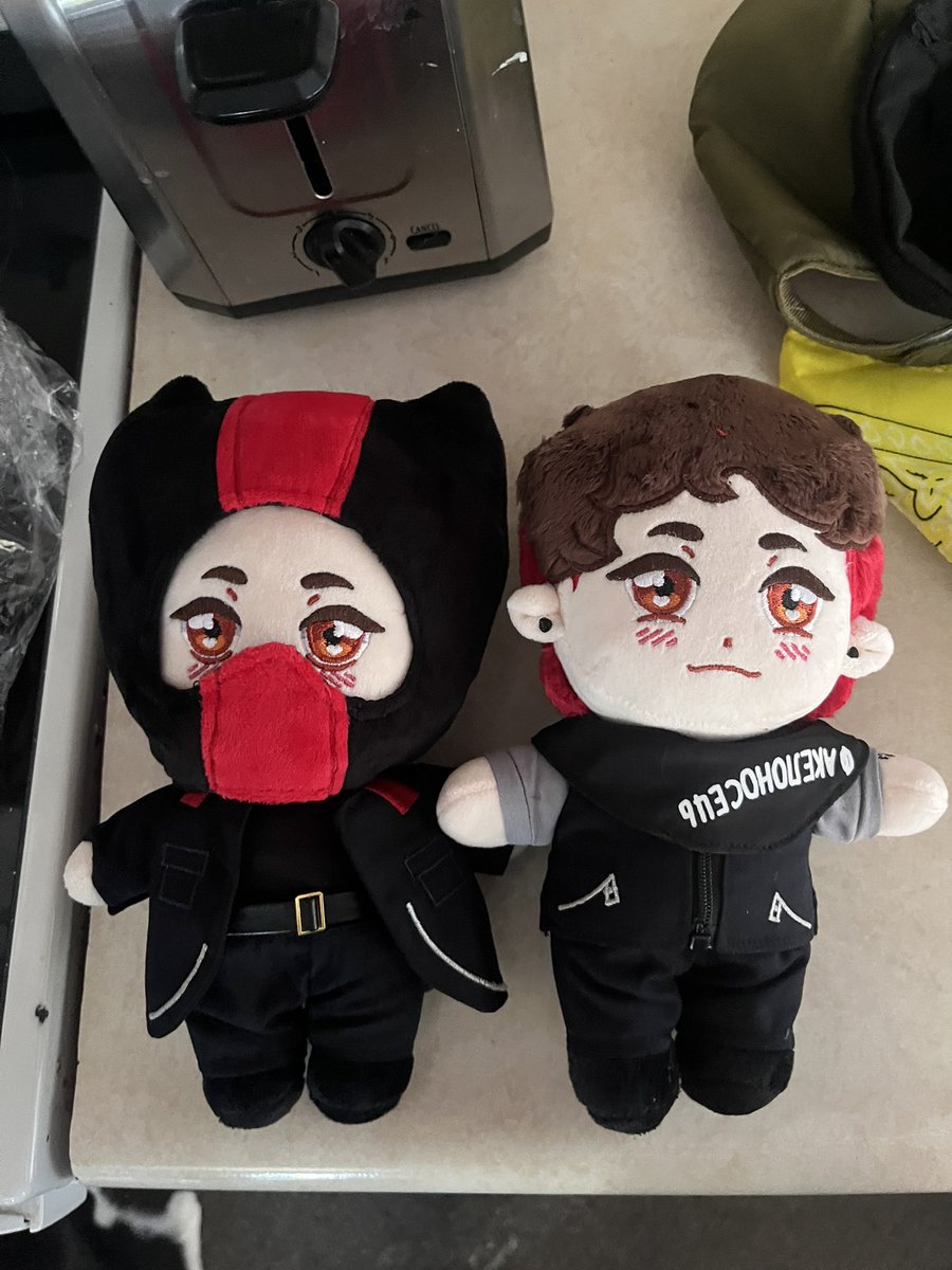 Zer0isded's tweet photo. look what came 🤭🤭
made by @BlueWolfAngel28 https://t.co/ObuXKVIJ95