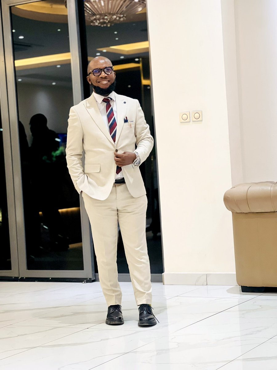 InibeheEffiong's tweet photo. Somewhere in Nigeria.

Lawyering is both a calling and business for some of us.

📸: @p_oruche https://t.co/XXIffXrCck
