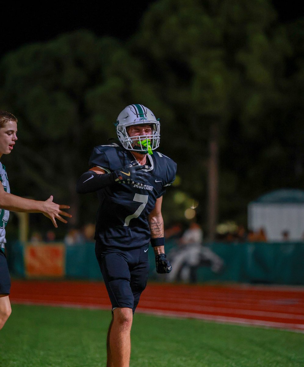 Check Out My Mid Szn Highlights. Im a play maker! <a href="/dylonveal_/">Dylon Veal</a> <a href="/CoachCagenClark/">Cagen Clark 🏝️</a> <a href="/coach_ahles/">Miles Ahles</a> <a href="/CoachBobBenson/">Bob Benson</a> <a href="/ertonnchatelain/">Ertonn Chatelain, MBA</a> <a href="/CoachRGarrett/">Ryan Garrett</a> <a href="/Coach_RoSmith/">TE Coach Roy/Special Teams Coord./Graphic Designer</a> <a href="/iamPatCarter/">Patrick Carter</a> <a href="/JerisMcIntyre/">Jeris McIntyre</a> <a href="/keegan_linwood/">Keegan Linwood</a> <a href="/Coach_Fishback/">Nelson Fishback</a> <a href="/ToledoQBs/">Robert Weiner</a> <a href="/ThayneBukowski/">Thayne Bukowski</a> <a href="/CoachJTaylorUSF/">Jack Taylor</a> <a href="/CoachJVerduin/">Jacob Verduin ‘23</a>