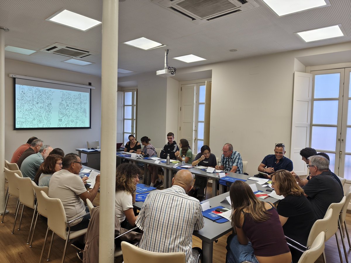 Iniciamos actividades formativas y de encuentro en Sevilla, Olivares y Castilblanco , y nos hacemos presente con nuestras entidades en las jornadas de la <a href="/pablodeolavide/">Pablo de Olavide</a>