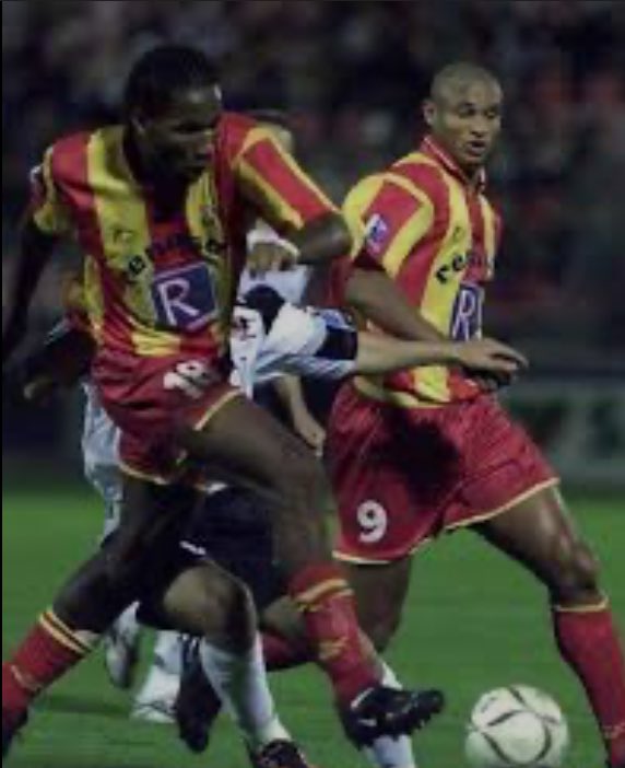 LeMansFC_Actu's tweet photo. ❤️ Le MUC 72 a façonné la légende
@didierdrogba 💛

🗣️ « Je suis plus marqué par Léon-Bollée que par Stamford Bridge. Parce-que ce stade a compté. C’est grâce à ces fondations solides que j’ai pu construire une aussi belle carrière »

🗞️ @OuestFrance72 https://t.co/8zkLu14CDH