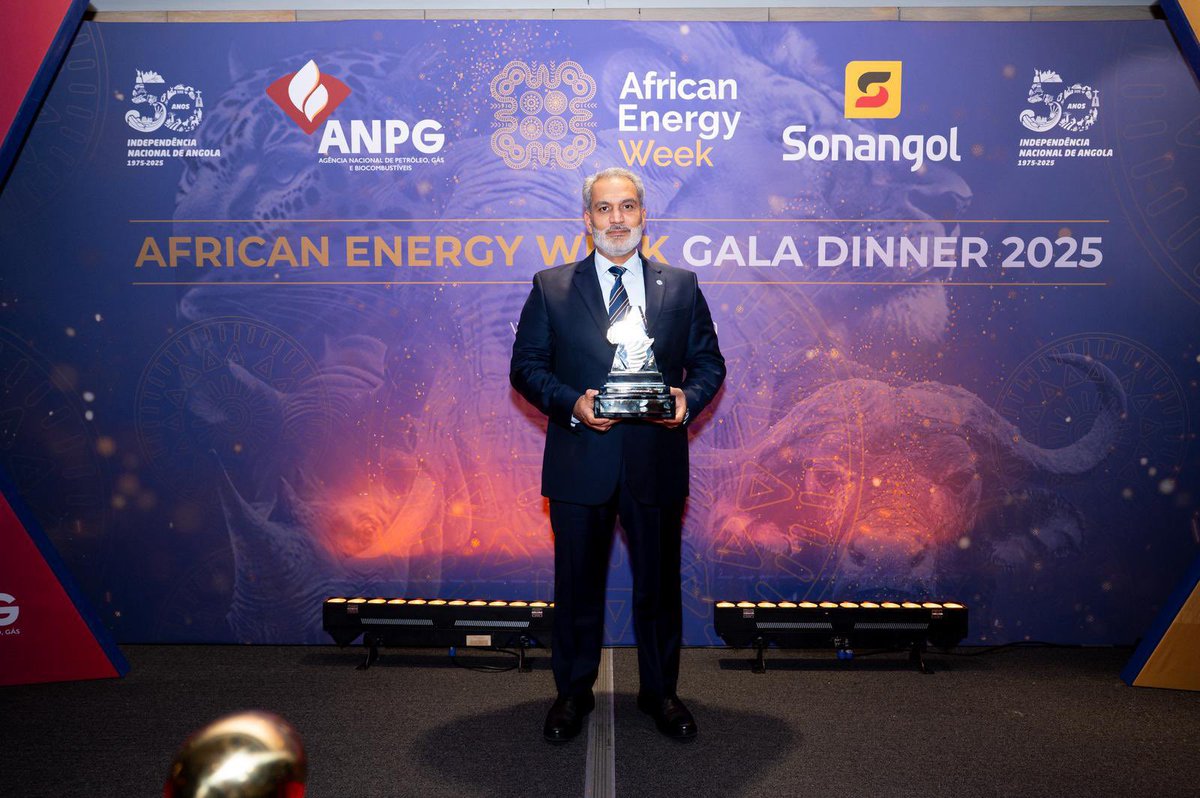 OPECSecretariat's tweet image. At the #AEW2025 African Energy Awards, #OPEC Secretary General, HE Haitham Al Ghais, was awarded the prestigious “Lifetime Achievement Award”.
The Award recognized his contributions and commitment to enhancing OPEC’s strategic engagements with Africa.
The Secretary General was…