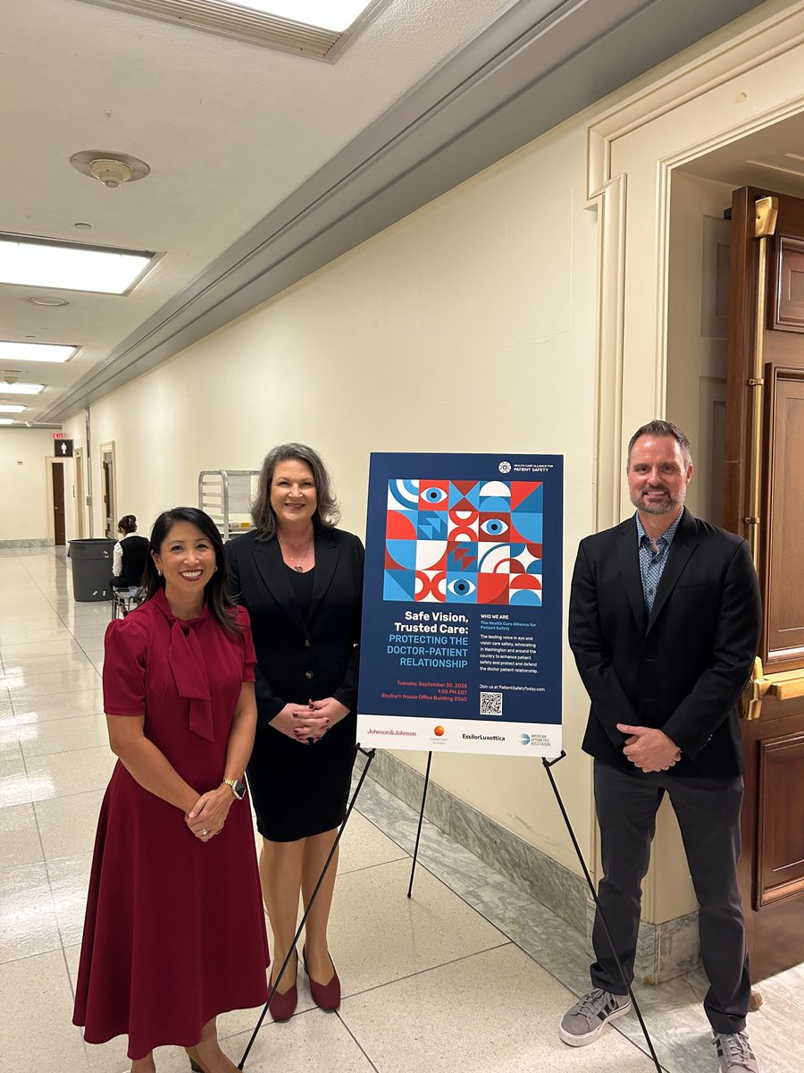 PatientSafe2Day's tweet image. We briefed Congress on eye health and #robocall regulation, urging them to pass the Contact Lens Prescription Verification Modernization Act (H.R. 4282). See how you can get involved ⬇️