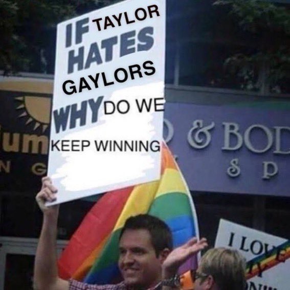 Deanie 🍷💭 tweet media