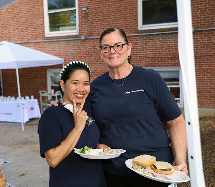 MemHospitalNH's tweet photo. What a beautiful day for our care team picnic. Thank you for all you do for our patients and community! https://t.co/IxUgwQUHbc
