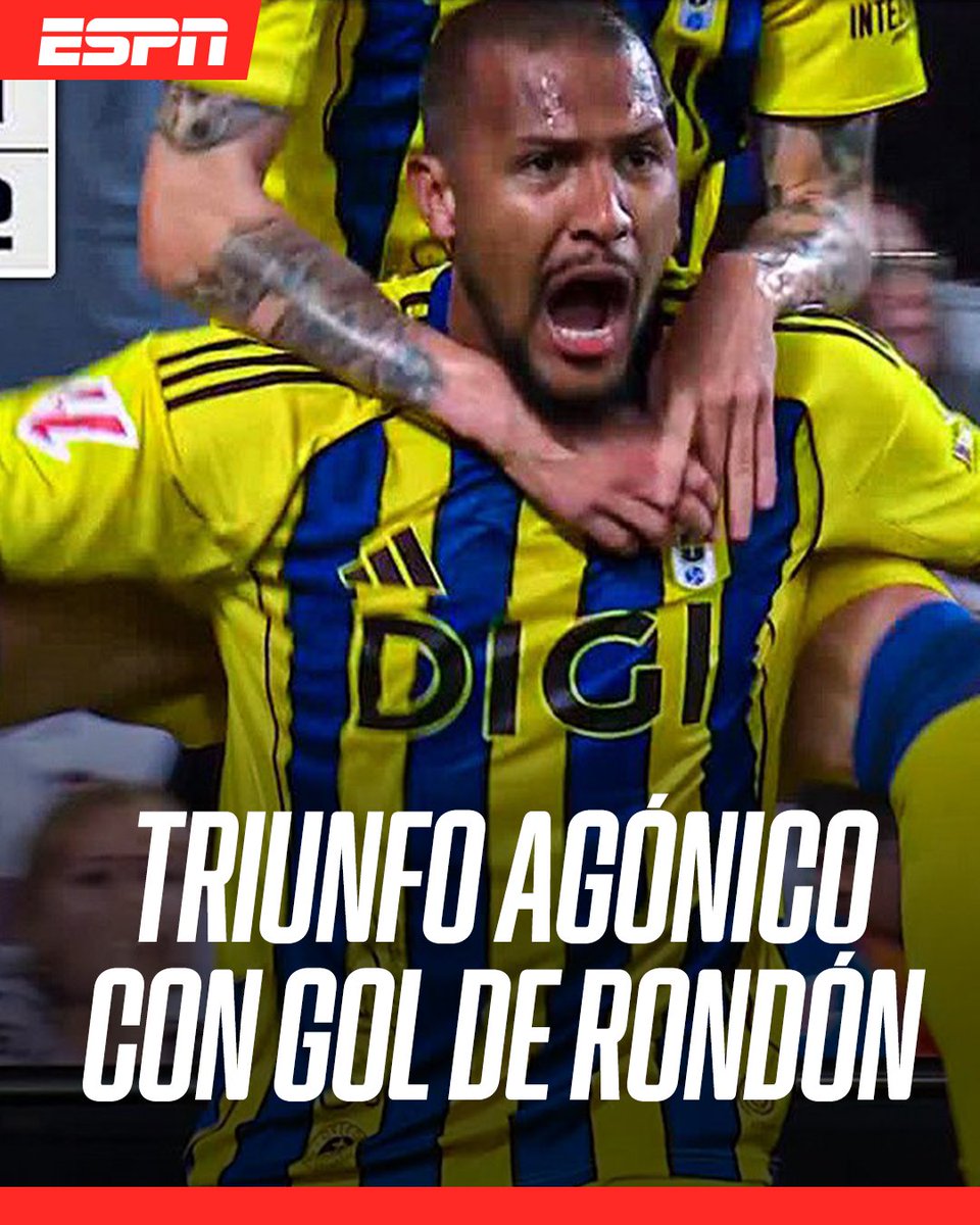 ¡TRIUNFO VITAL PARA EL OVIEDO! 👏

Perdían 1-0 ante Valencia y le dieron la vuelta con goles al 85' y 86' 🤯

Salomón Rondón marcó el de la voltereta.