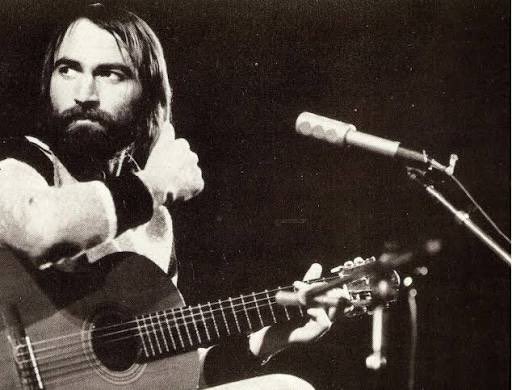 Ha muerto Pablo Guerrero. Y todavía tiene que llover a cántaros.