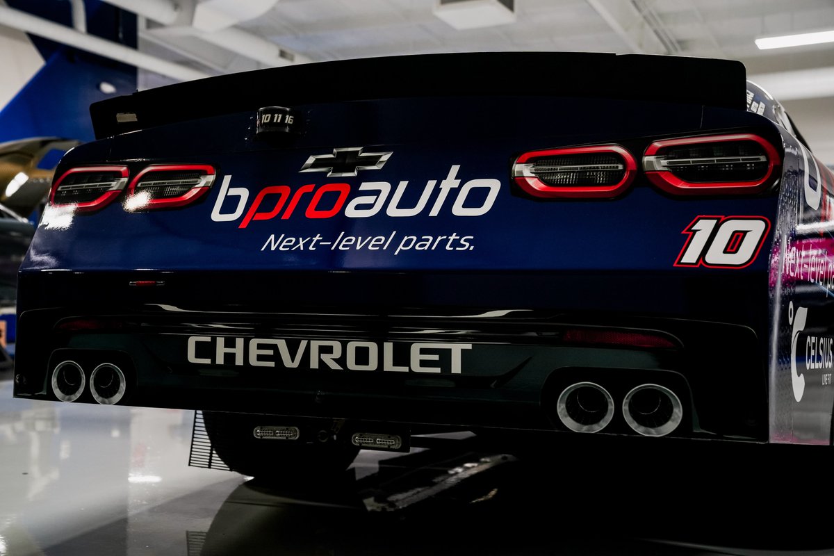 KauligRacing's tweet photo. The sleek #bproauto scheme is back for some road course racing!
Last time @danieldye43 ran this scheme, he came home with a top-10 finish at Atlanta. ๐ https://t.co/QdGrBROLAw