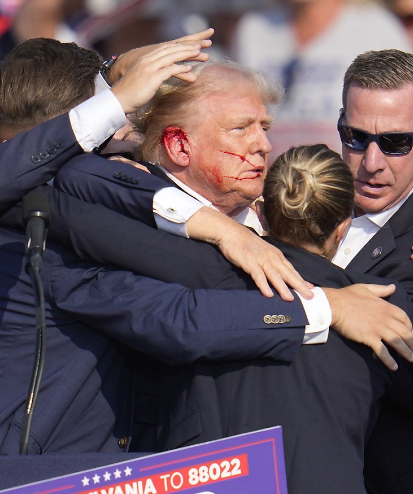 "Meloni come #Kirk" 😓

#Floris &amp; Giannini dedicano 1 SEC. alla scritta apparsa sui muri. 
10 MIN. servono per dire che altri avevano ricevuto minacce simili e che #Meloni fa la vittima "sull'esempio di #Trump" (che per MEZZO CM non é stato ucciso)

(🚨 Spegnere la tv)
#DiMartedi