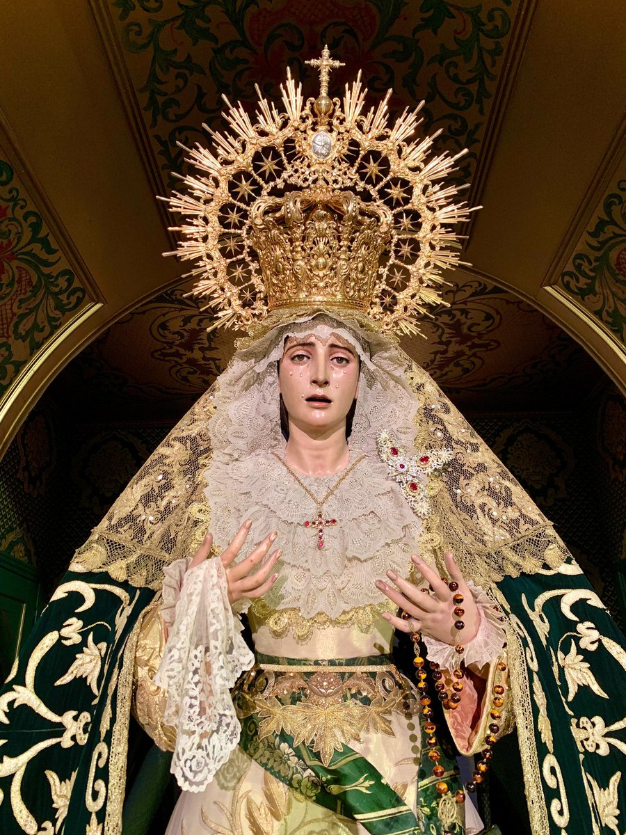 🔴¡Alégrate, llena de gracia, el Señor está contigo. Bendita Tú entre todas las mujeres!

💐Nuestra Señora de los Dolores ya se encuentra desde esta noche en su camarín.