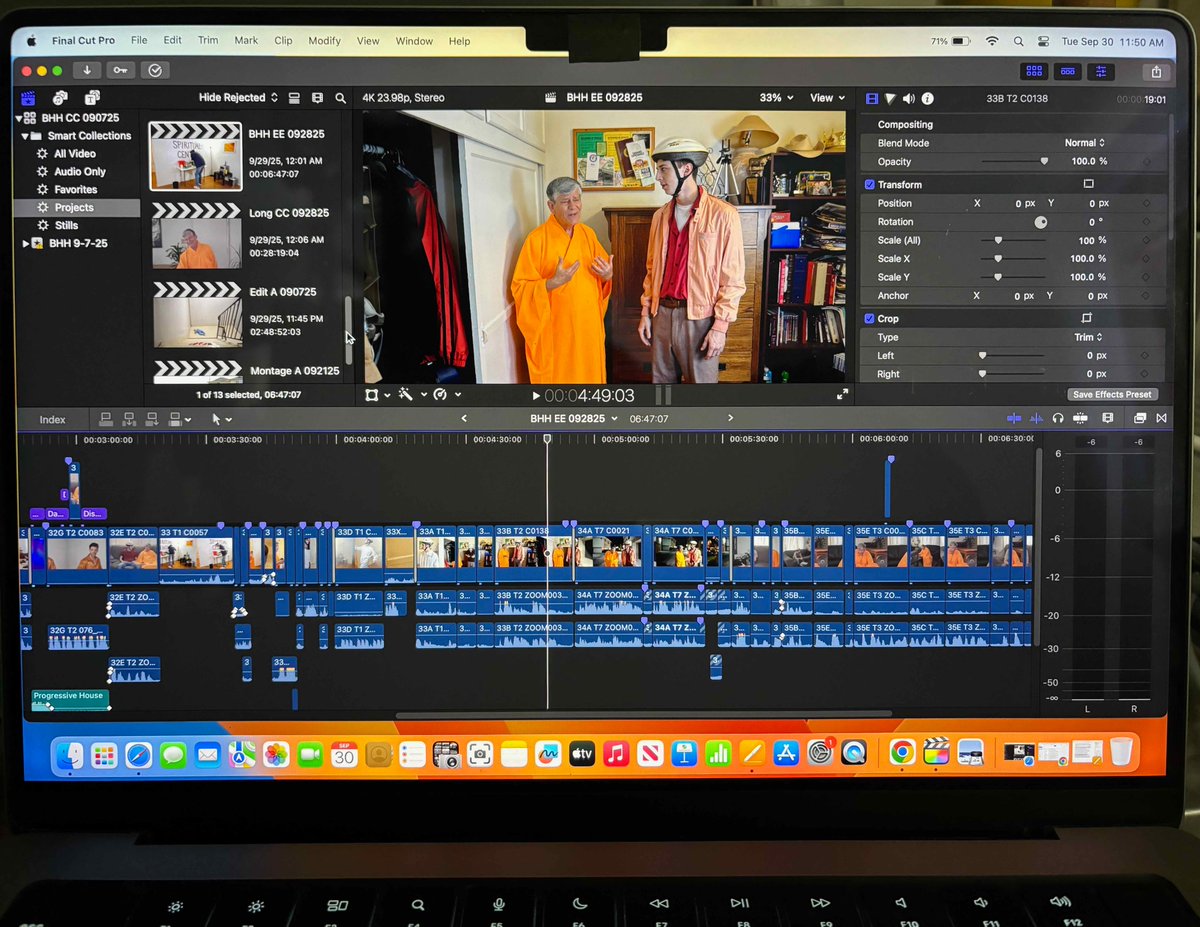 TonyMouleart's tweet photo. We completed filming my feature film #BikeHelmetHarry and are deep into editing. #filmmaker #director #indiefilm #film #comedy #dancefilm #BikeHelmetHarryFilm #wemakemovies
@wemakemovies @alecboeschen @jerry_fischdude #gosquirrely #gosquirrelyproductions #indiefilmmaker #bikefilm https://t.co/XdnQ7TxM0q