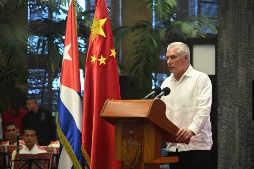 🗣️Discurso pronunciado por el Primer Secretario del Comité Central del <a href="/PartidoPCC/">Partido Comunista de Cuba</a> y Presidente de la República, <a href="/DiazCanelB/">Miguel Díaz-Canel Bermúdez</a>, en el acto conmemorativo por el Aniversario 65 de las relaciones diplomáticas entre #Cuba 🇨🇺 y la República Popular China 🇨🇳.

🔗rb.gy/4hlk1d