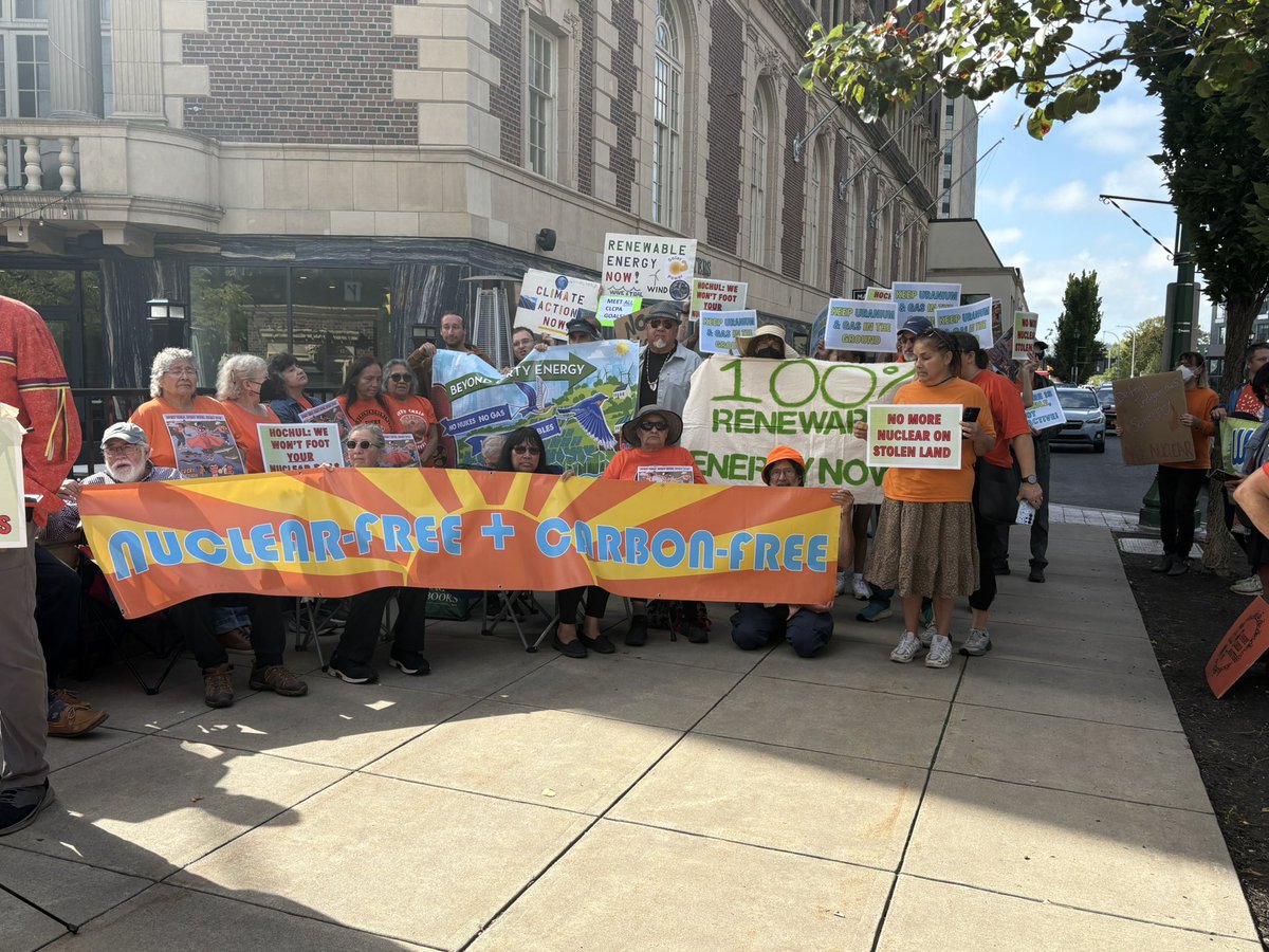 Protesters met today to oppose <a href="/GovKathyHochul/">Governor Kathy Hochul</a>’s movement to push nuclear energy. The protest began around 11am outside of the Marriott in downtown @syracuse1848.

For more on the event, look out for the story on @nccnewsonline.