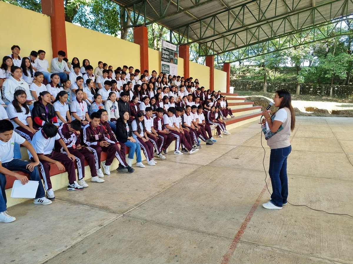 CECyTEAtlapexco's tweet image. #PláticaBecaBenitoJuárez
Se llevón a cabo plática informativa sobre Becas del Bienestar Benito Juárez para todos los alumnos de primer semestre.

La plataforma para su registro estará abierta del 1 al 15 de octubre.

#SomosUnEquipoTransformandoElFuturo