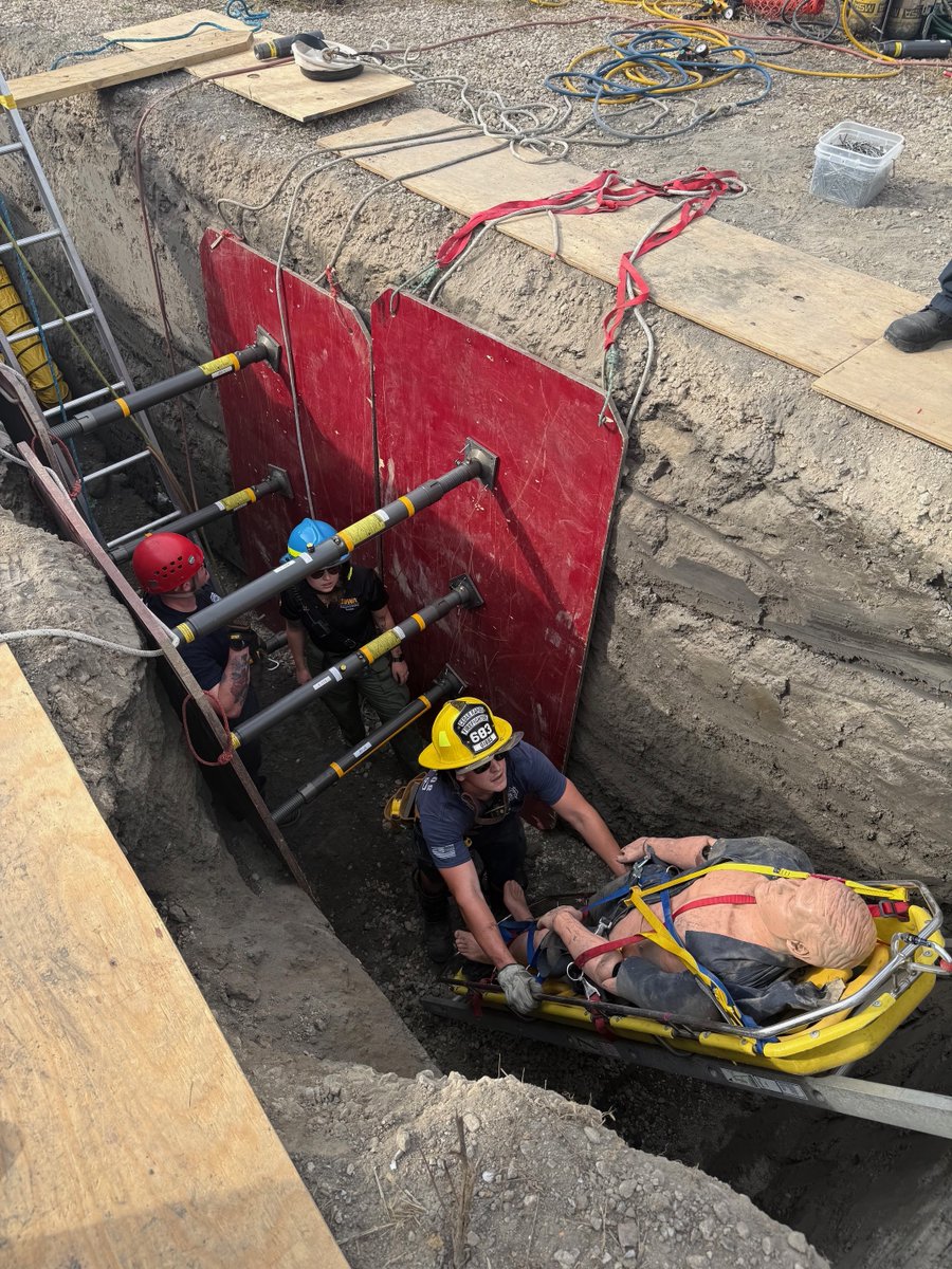 <a href="/Iowa_EMS/">University of Iowa Division of EMS</a> fellow Dr. <a href="/GiiiLand/">Gigi Landal</a> participated in Trench Rescue Training today with the Cedar Rapids Fire Department. 🚒