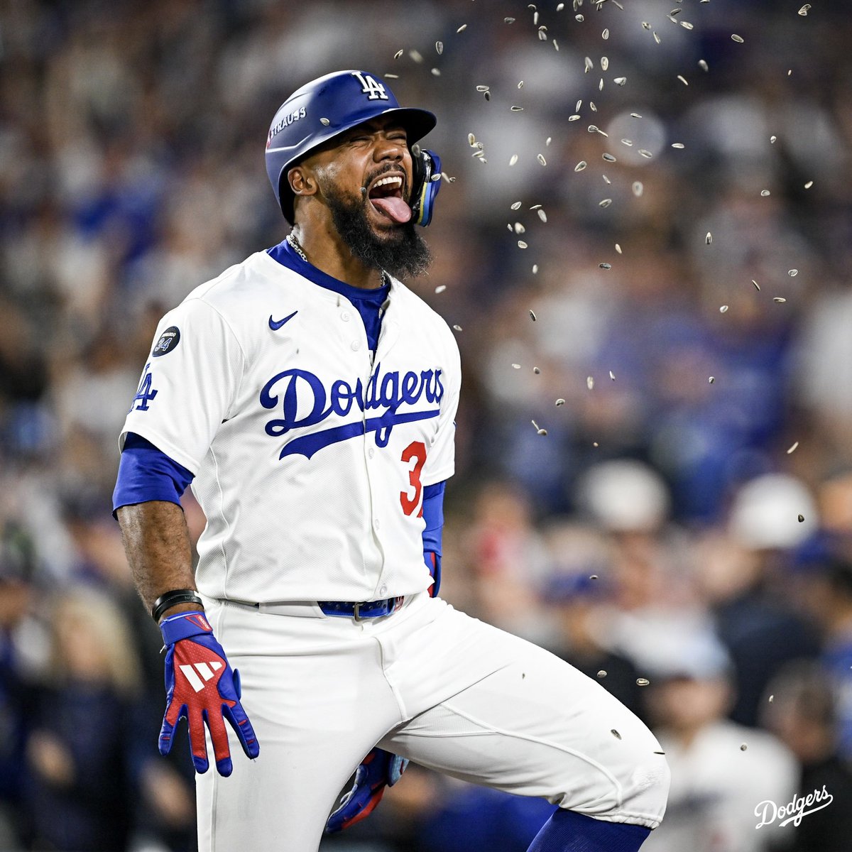 Dodgers's tweet image. Cue the sunflower seeds!