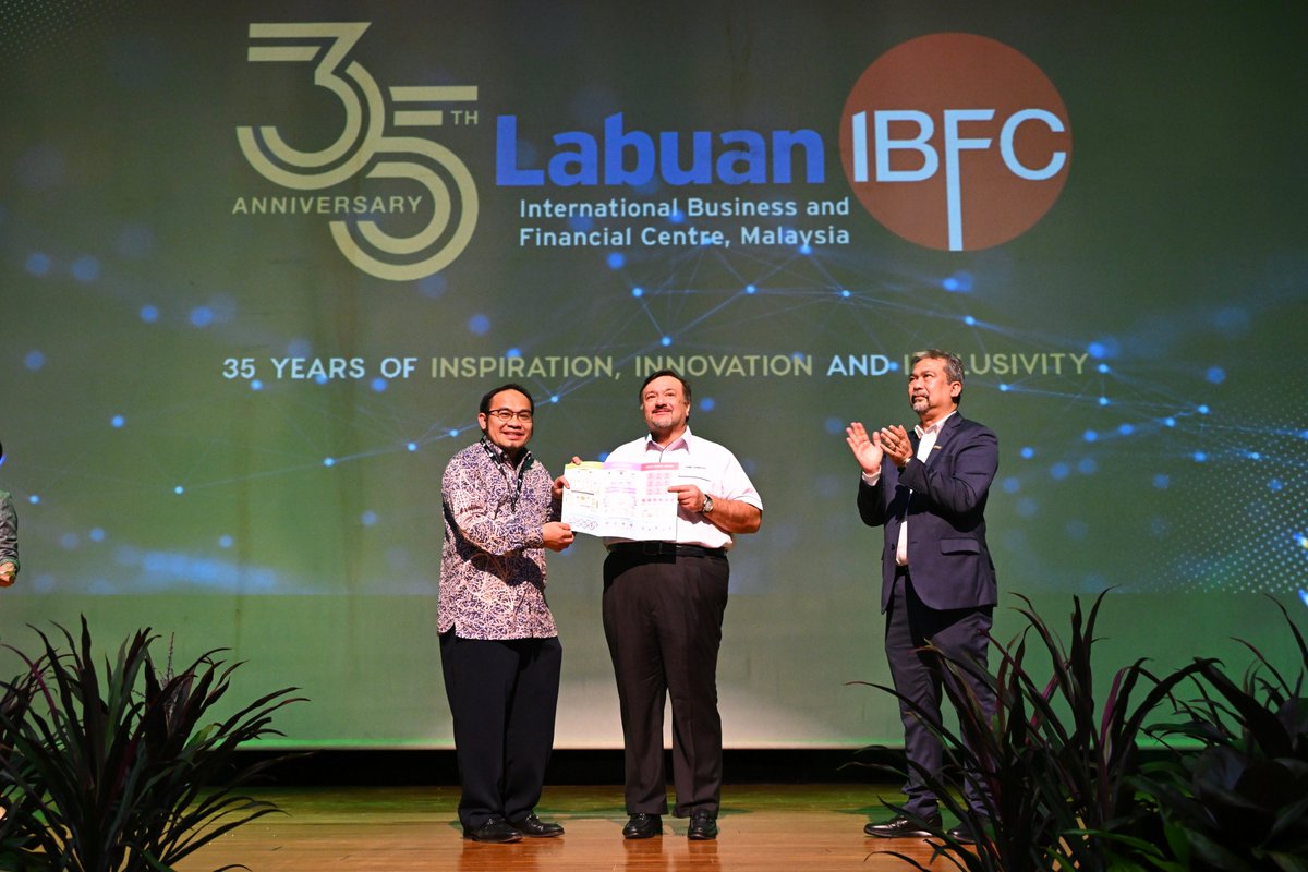 LabuanFSA1996's tweet image. From gateway to global hub, we’ve come a long way!

YB Senator Datuk Seri Amir Hamzah Azizan, Minister of Finance II to officiated the Commemoration of Labuan IBFC’s 35th Anniversary.

#LabuanIBFC #35YearsStrong #FutureForward #35thanniversary #LabuanFSA