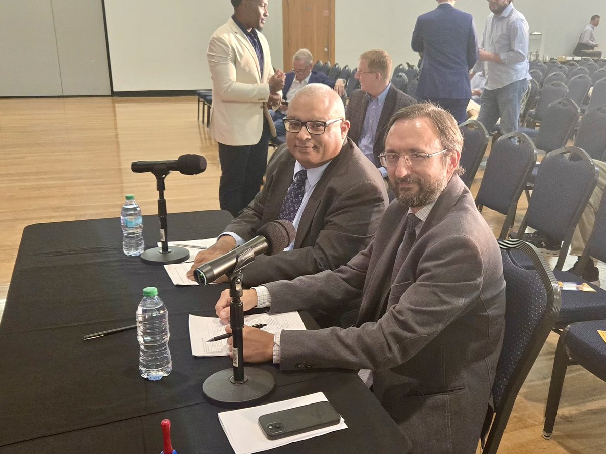 I served as debate moderator along with Mike Smith of the Times Picayune at tonight’s Mayoral Forum on Water and the Coast. All four major candidates came through. This is me looking moderate. Photo credit: Angela Chalk.