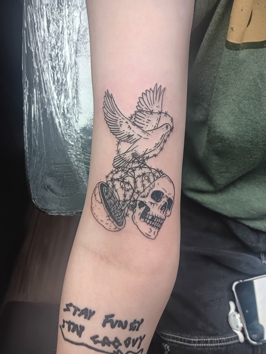 𖦹 josh ☽ 𝐈𝐗 tweet media