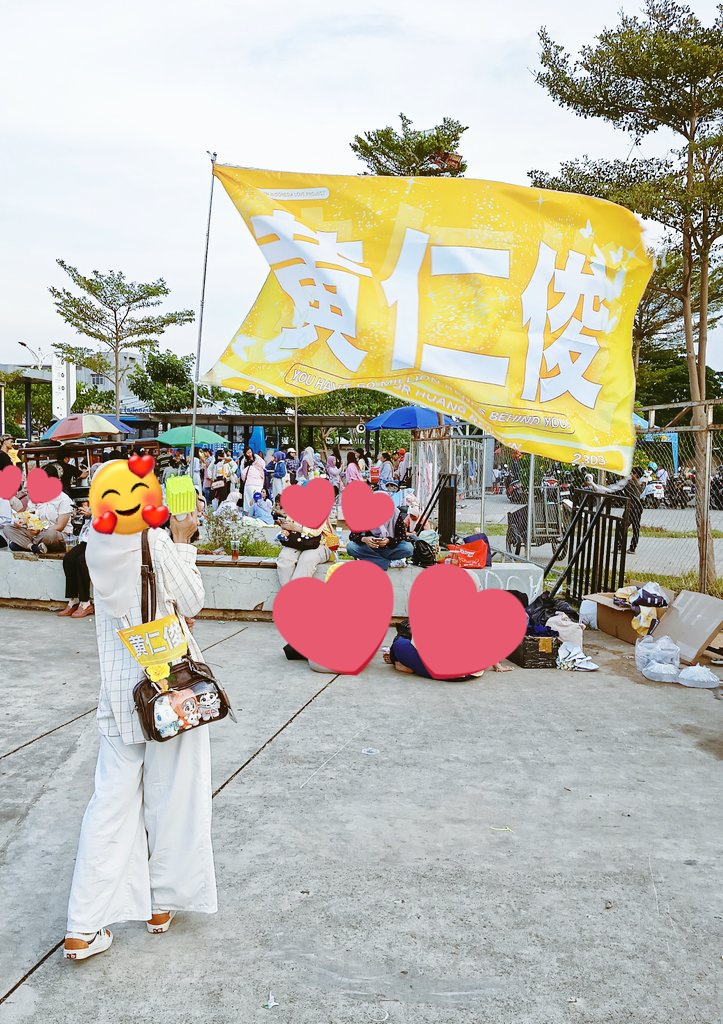 SinaRhu's tweet image. What a lovely projects and freebies at TDS4 Jakarta 💐
Thank you so much, I really love it 🥹

@Juniverse323 @323Project_ID
@yellwfox @cclattee23  @yh0323k @dimilikirenjun @Sajijun23 @yoruinapril @Dewi_0323 @bucin_renjun23 @Moemoen101010 @theescapeplacee @hrjkrn @yllwfoxie_