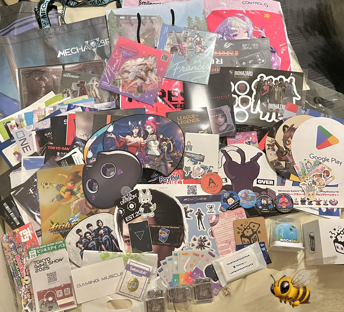 #TGS2025
4日間お疲れ様でした❕

ビジデスデイにおじゃましました✨
会ってくれた方、名刺交換してくれた方、
貴重なお時間いただきありがとう🙏🏻

やはり今年も時間足りなくて不完全燃焼…
試遊したいゲームも触りたいデバイスも
無限にあった…

吸収たくさんしたから
また1年お仕事頑張るぞ🐝