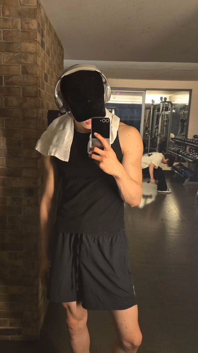 archivbeomjun's tweet photo. yeonjun's instagram story with beomgyu! gym buddies ◡̈ https://t.co/dYMbtxBhhA