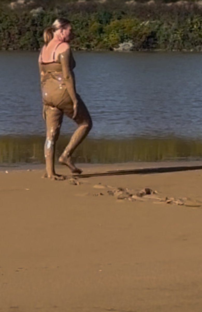 XandiMess's tweet image. I wanna go back