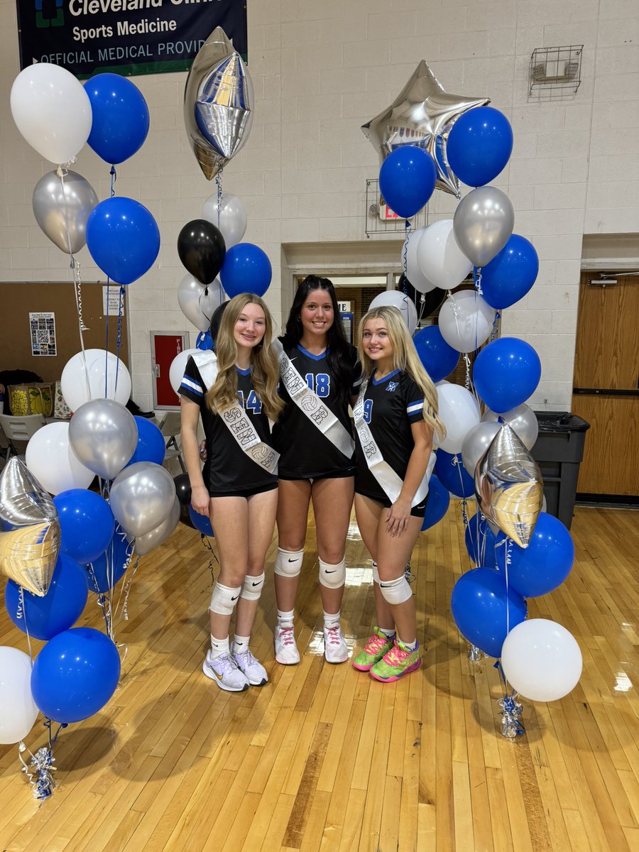 Thank you to everyone who came out to support our seniors tonight 🤍 We loved celebrating such a special group. 

Seniors, thank you for your hard work &amp; dedication the past 4 years. We can’t wait to see what’s in store for you!! The best has yet to come🤩