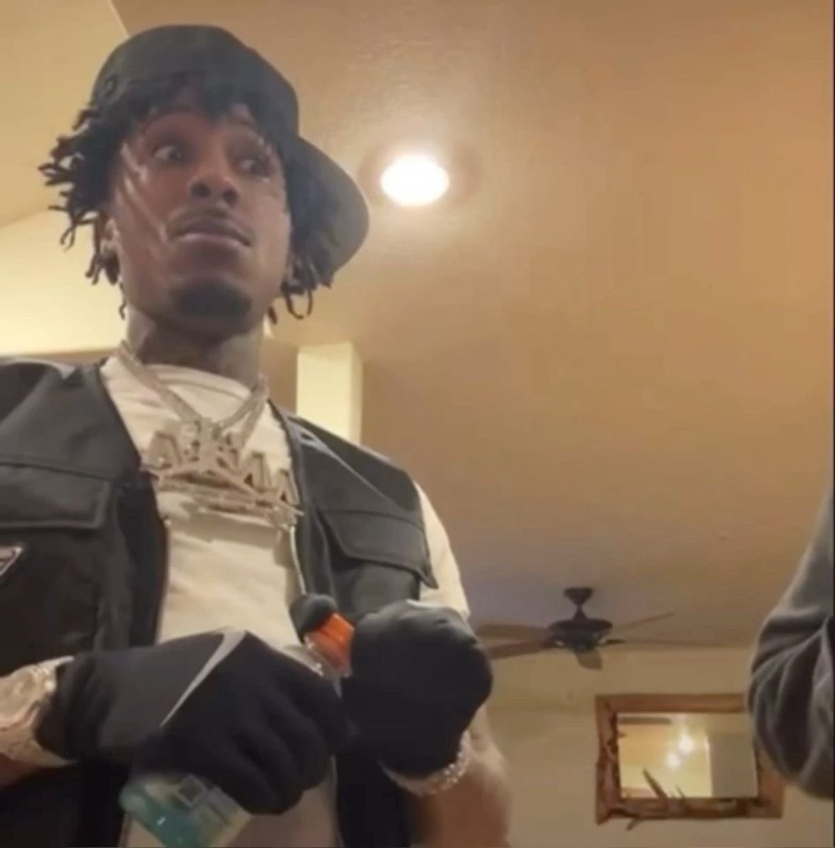 injected tweet media