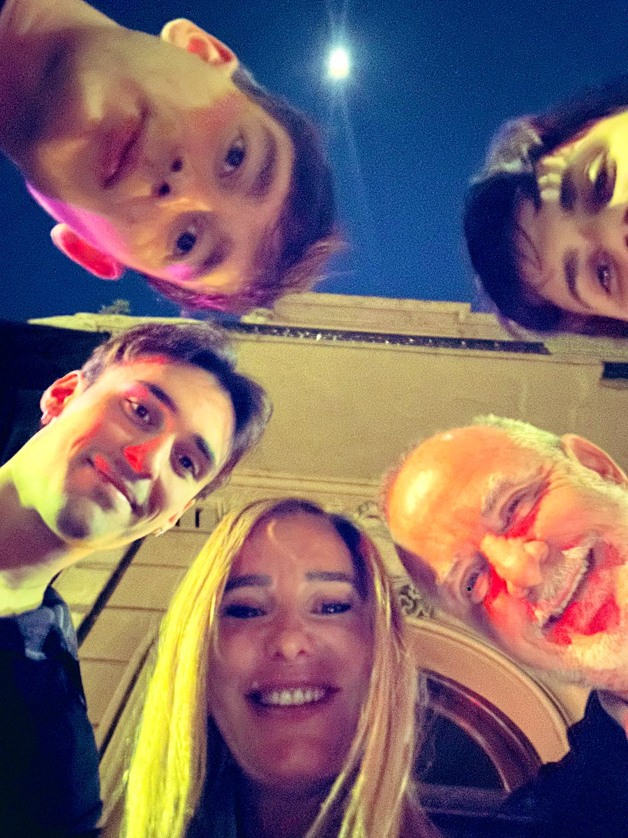 Mi segundo hijo, Lucca, se graduó y así celebramos en famllla. Gracias por tanto amor y  bendiciones 🎈❤️😍🌹😇🏆✈️🇦🇷🌎