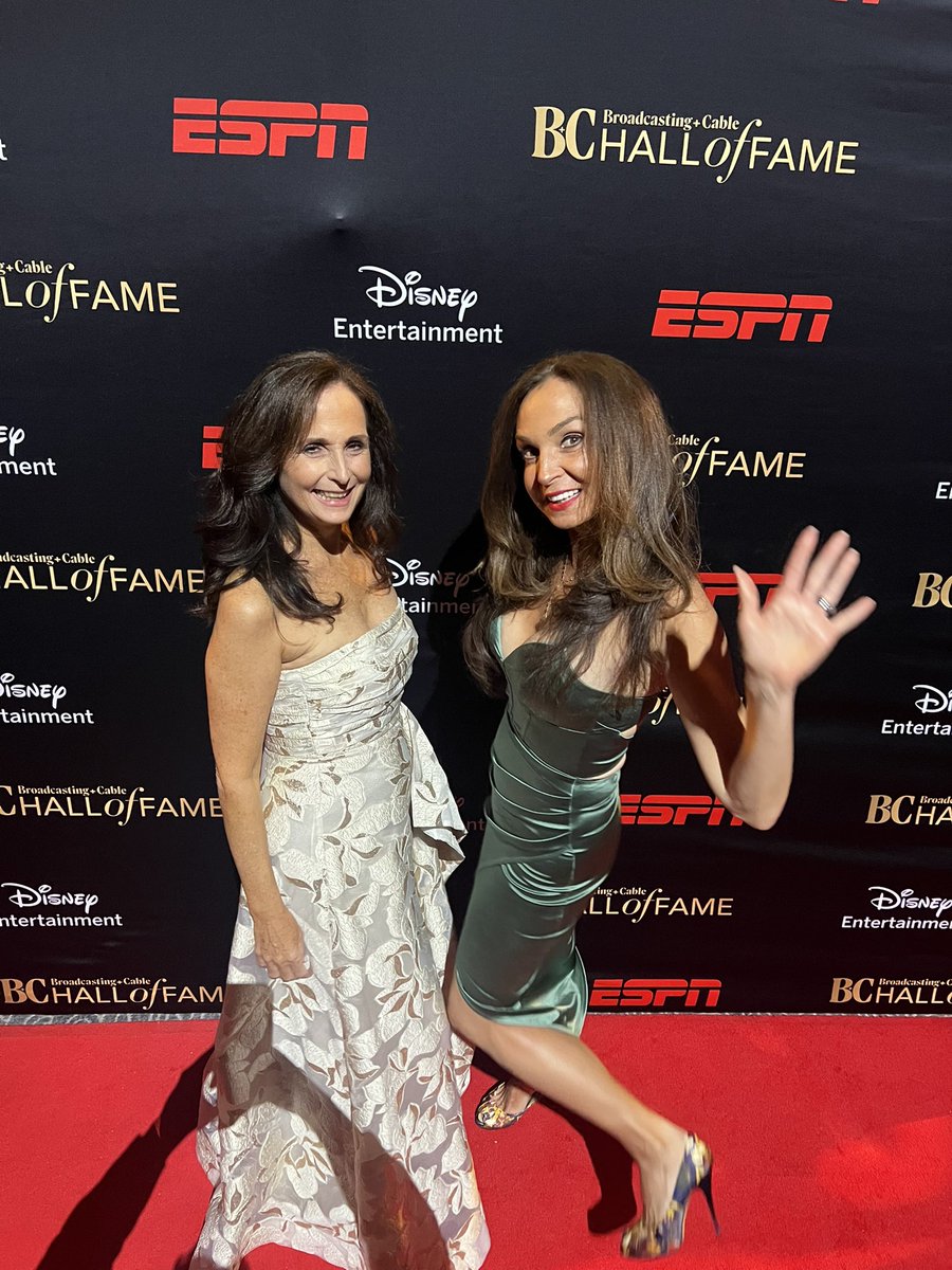 Great night <a href="/BCHOFNYC/">Broadcasting+Cable Hall of Fame</a> congrats to the class of 2025!