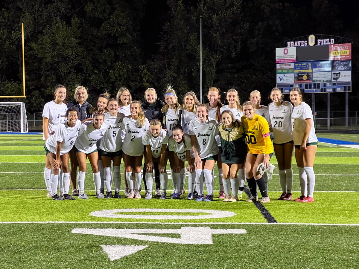 DJGirlsSoccer's tweet image. ☎️ Ring, ring… Varsity Celts calling in a 2-0 conference win over Olentangy!
📞 JVA kept the line busy too, battling to a hard-fought 0-0 tie. 💚⚽️💛 #CelticPride