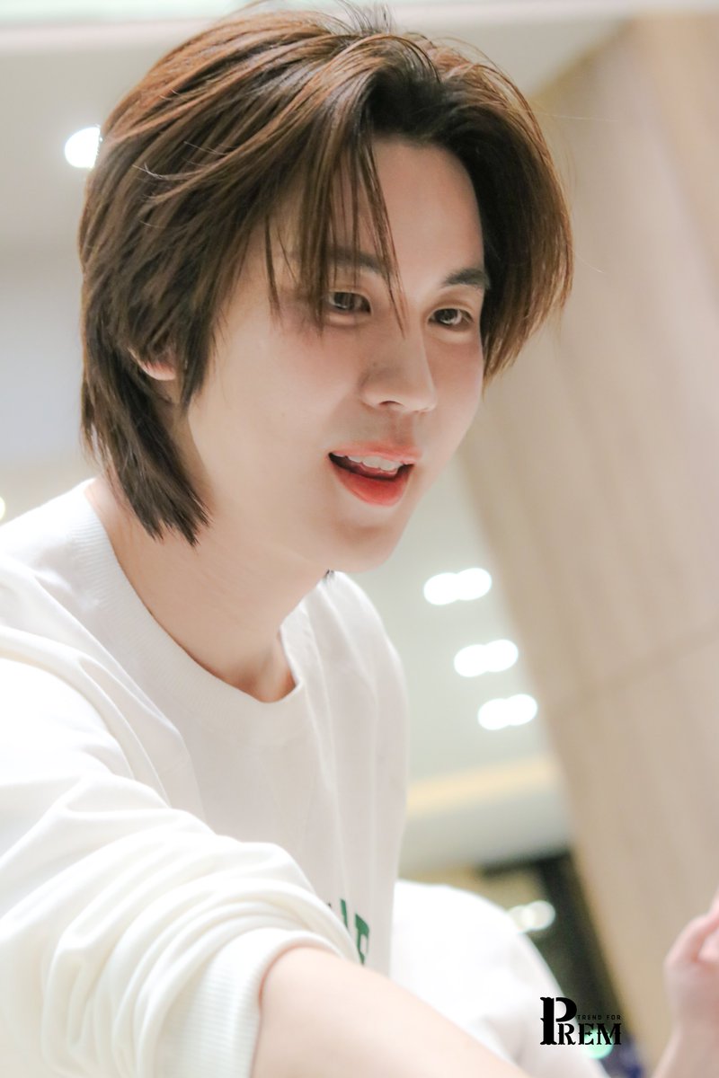 trendforprem's tweet photo. October wish , ขอให้มีรอยยิ้มตลอดทั้งเดือน ขอให้เป็นเดือนที่ใจดีกับเปรม ไม่มีเรื่องให้เครียดหรือหนักใจ กินอิ่มนอนหลับ ถูกโอบกอดด้วยความรักอีกเยอะๆเลยนะ ✨🤍 

#prem_space @Prem_space https://t.co/HYzrY7kkn5