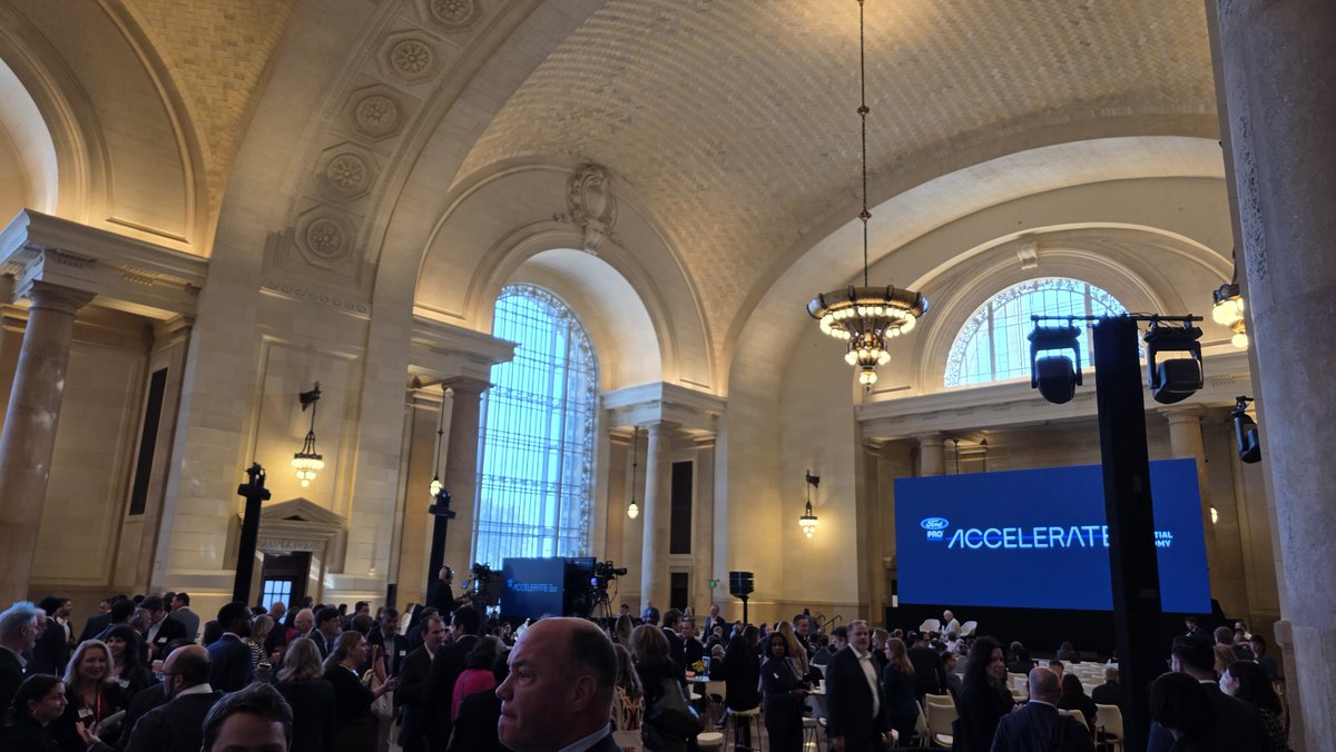 Dr. Paul Watson II (@pwatsonii) on Twitter photo A great day for <a href="/Kellogg_CC/">Kellogg Community College</a> to support and be present as we spoke about the essential economy. Great to connect with the great <a href="/Ford/">Ford Motor Company</a> team. Cheers to strong partnerships! It's the only way we can work at addressing emerging gaps & getting tomorrow's workforce ready. #WatsUpAtKCC A great day for <a href="/Kellogg_CC/">Kellogg Community College</a> to support and be present as we spoke about the essential economy. Great to connect with the great <a href="/Ford/">Ford Motor Company</a> team. Cheers to strong partnerships! It's the only way we can work at addressing emerging gaps & getting tomorrow's workforce ready. #WatsUpAtKCC