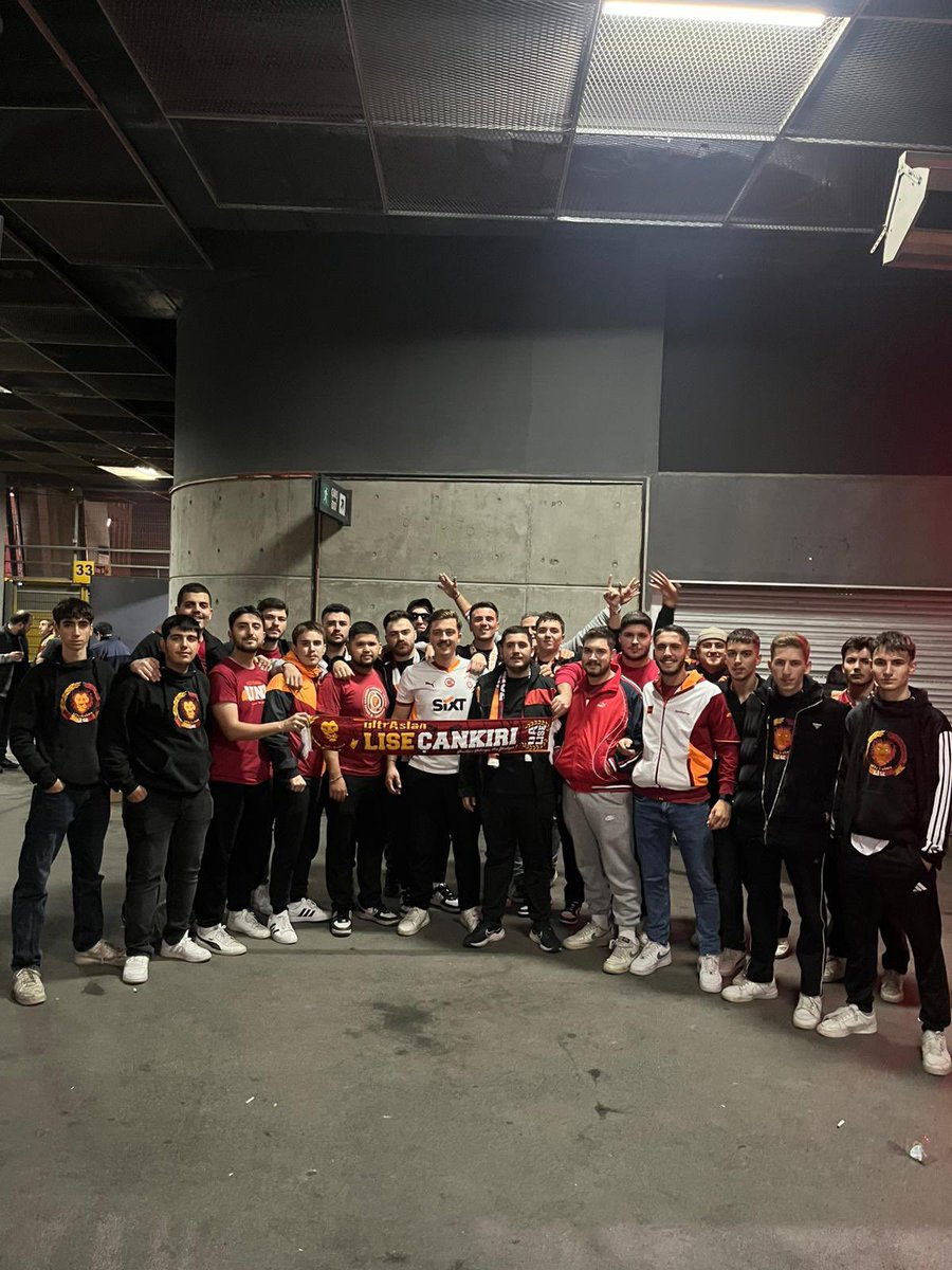 DAHA ŞAMPİYONLAR LİGİNİ ALACAĞIZ GALATASARAY!

Galatasarayımızı Liverpool karşılaşmasında yalnız bırakmadık.

#ultrAslanLİSE