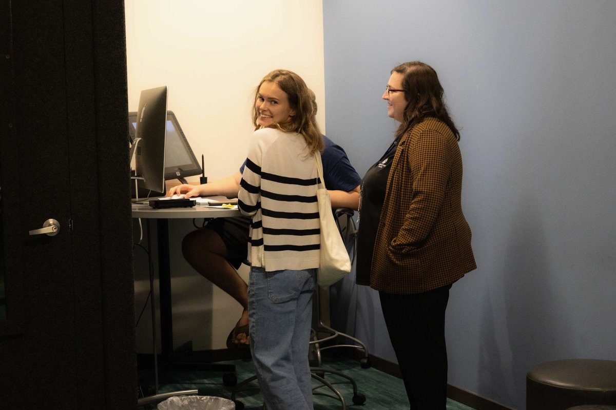 BBCityLibrary's tweet image. Happy International Podcast Day! 🎙️✨ Let’s celebrate the power of storytelling and connection through audio!

Record your next episode at the library in our Virtual Zone: boynton-beach.org/689/Virtual-Zo…