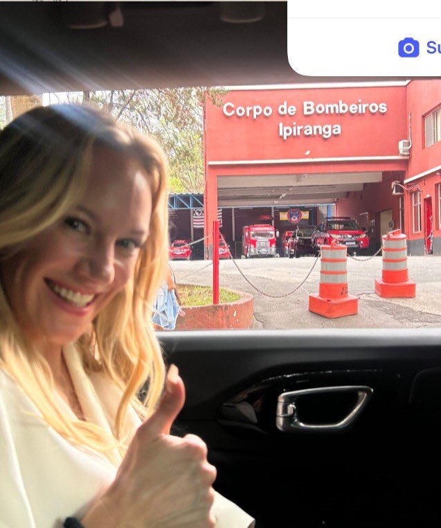 eu achei que era montagem kkkkkkkkkkkkkkkkkk nem fudendo